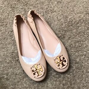 MULTI-LOGO BALLET FLAT